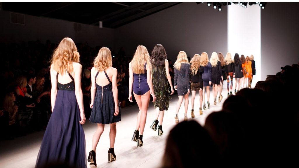 Showbizztoday.com: Your Go-To Source for Celebrity Gossip and Fashion Trends