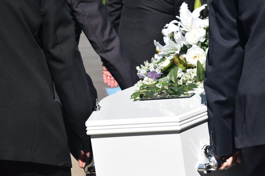 What to Expect When Planning a Funeral Service